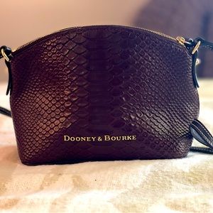 Dooney & Bourke Handbag